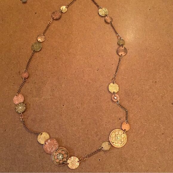 Vintage Elegant Mixed Metal Disk Necklace - Picture 2 of 5
